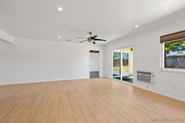 4581 Chinook, San Diego, CA 92117