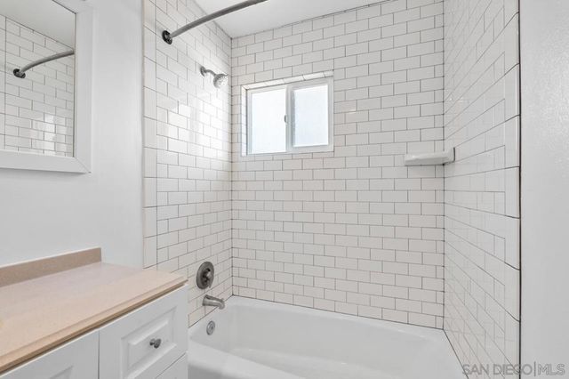 4581 Chinook, San Diego, CA 92117
