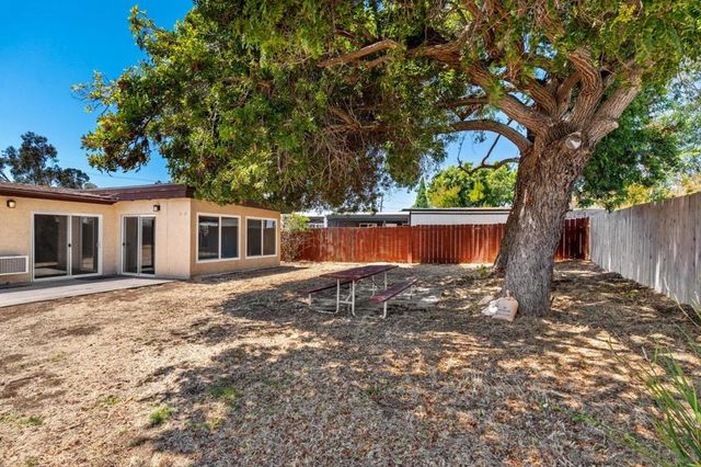 4581 Chinook, San Diego, CA 92117