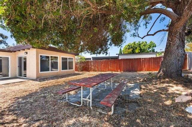 4581 Chinook, San Diego, CA 92117