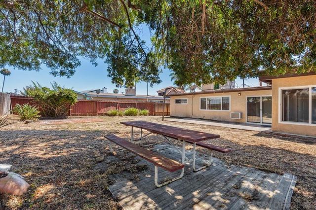 4581 Chinook, San Diego, CA 92117