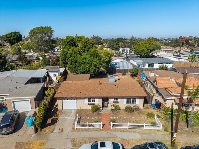 4581 Chinook, San Diego, CA 92117