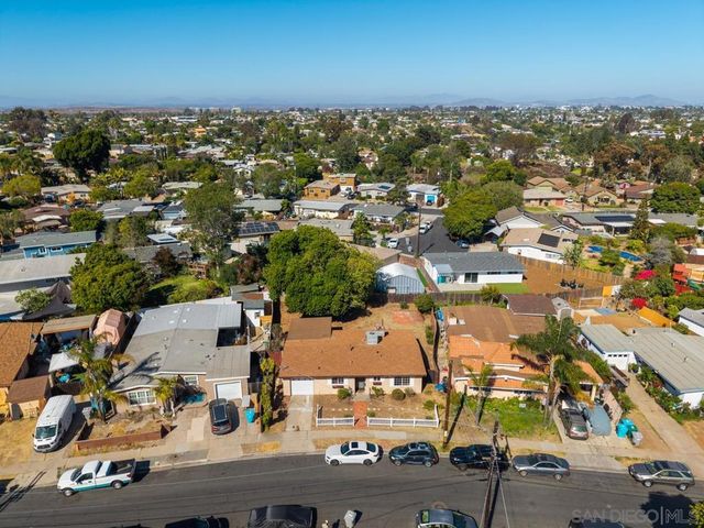 4581 Chinook, San Diego, CA 92117