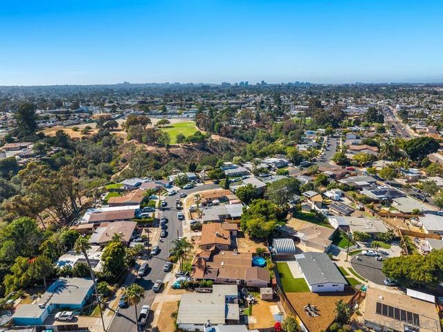 4581 Chinook, San Diego, CA 92117