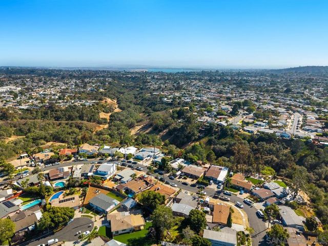 4581 Chinook, San Diego, CA 92117
