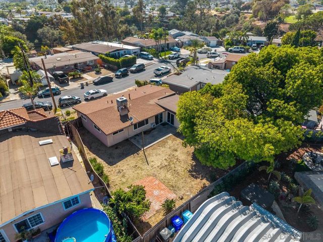 4581 Chinook, San Diego, CA 92117