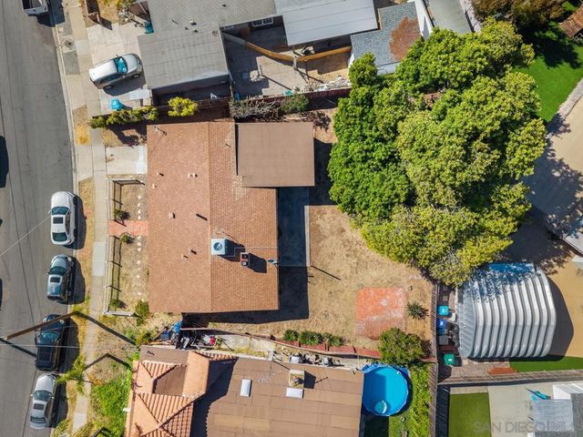 4581 Chinook, San Diego, CA 92117