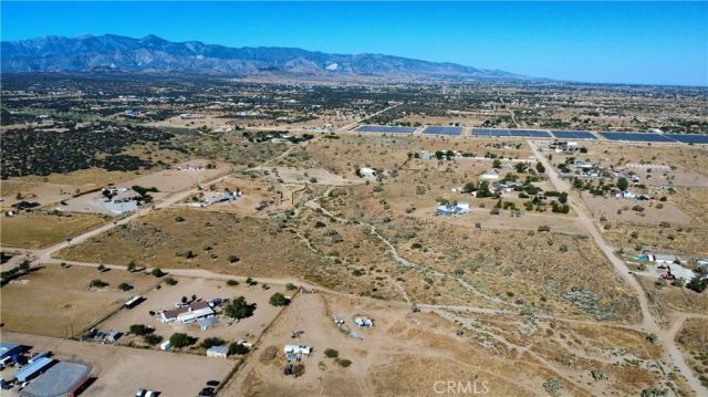 1 Muscatel, Phelan, CA 92371