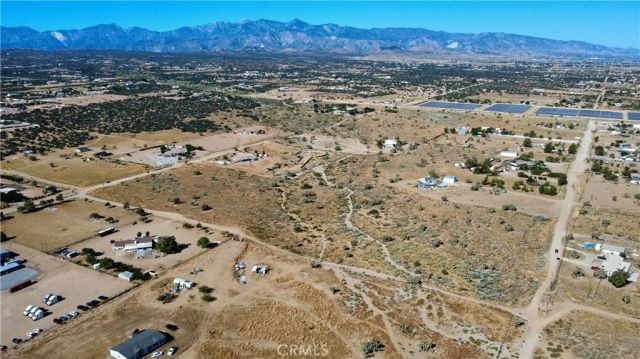 1 Muscatel, Phelan, CA 92371