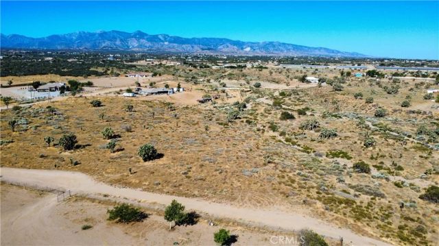 1 Muscatel, Phelan, CA 92371