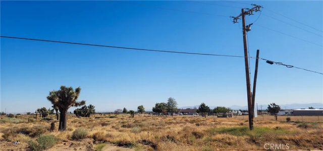 1 Muscatel, Phelan, CA 92371