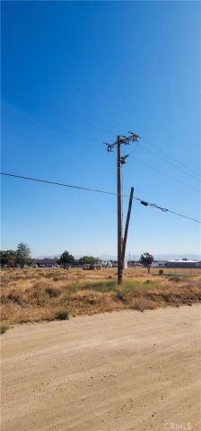 1 Muscatel, Phelan, CA 92371