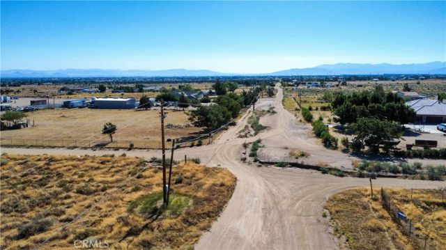 1 Muscatel, Phelan, CA 92371