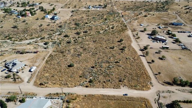 1 Muscatel, Phelan, CA 92371