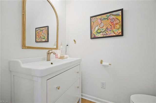 708 Kings Grant CT, Virginia Beach, VA 23452
