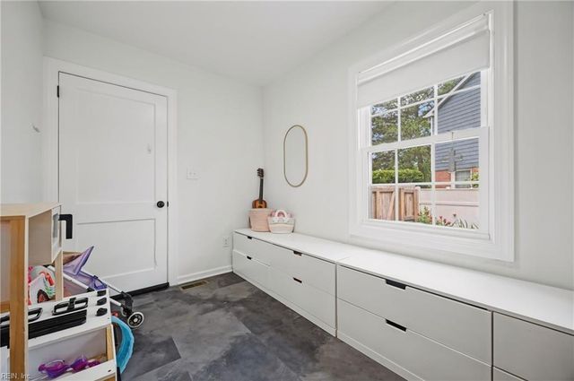 708 Kings Grant CT, Virginia Beach, VA 23452