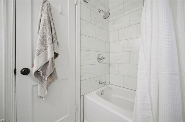 708 Kings Grant CT, Virginia Beach, VA 23452