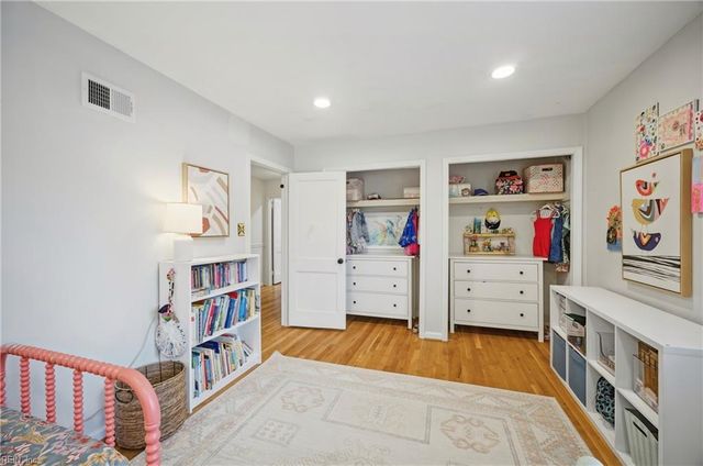 708 Kings Grant CT, Virginia Beach, VA 23452