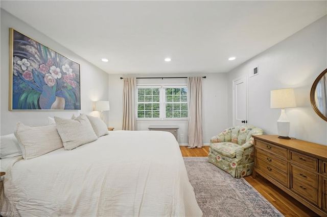 708 Kings Grant CT, Virginia Beach, VA 23452