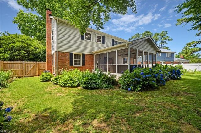 708 Kings Grant CT, Virginia Beach, VA 23452