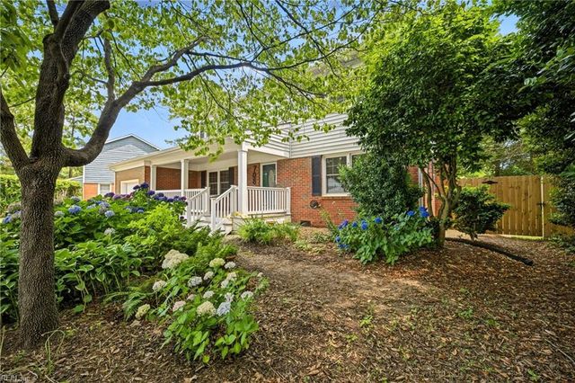 708 Kings Grant CT, Virginia Beach, VA 23452