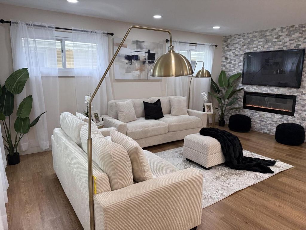 3873 N 75th STREET, Milwaukee, WI 53216