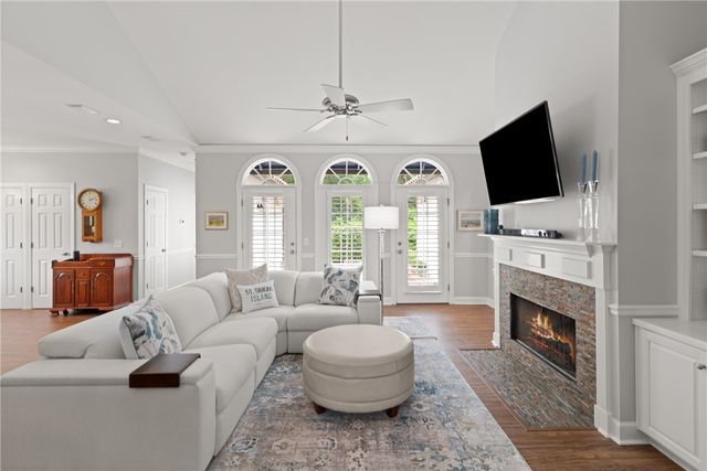 103 Governors Circle, St Simons Island, GA 31522