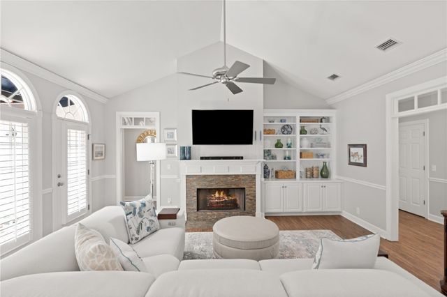 103 Governors Circle, St Simons Island, GA 31522