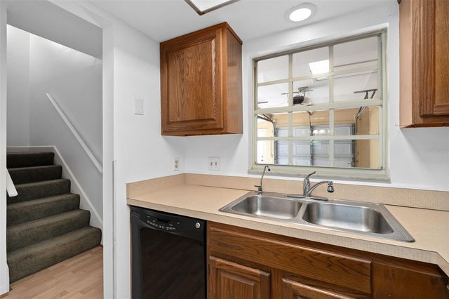 2609 E CHURCH STREET, Orlando, FL 32803