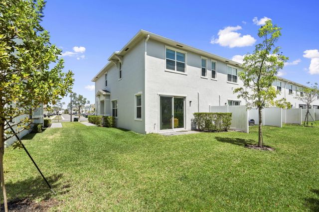 840 SE Grovebush Lane, Port St. Lucie, Port St Lucie, FL 34984