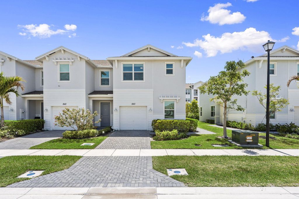 840 SE Grovebush Lane, Port St. Lucie, Port St Lucie, FL 34984
