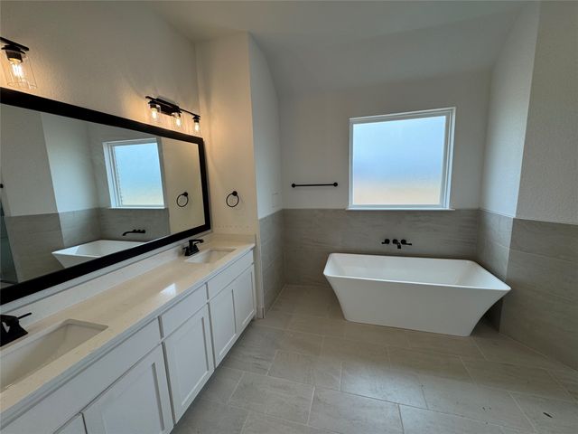 128 Passenger Way, Bridgeport, TX 76246