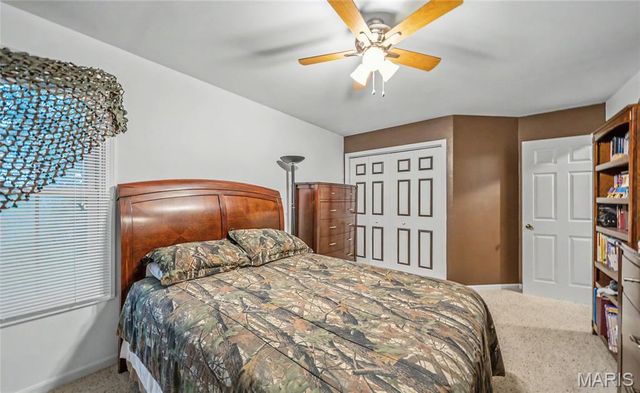 56 W Nottingham Circle, Sullivan, MO 63080