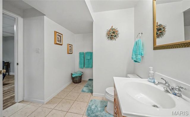 56 W Nottingham Circle, Sullivan, MO 63080