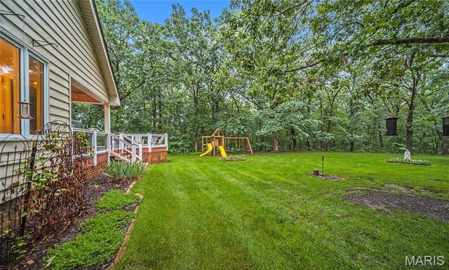 56 W Nottingham Circle, Sullivan, MO 63080