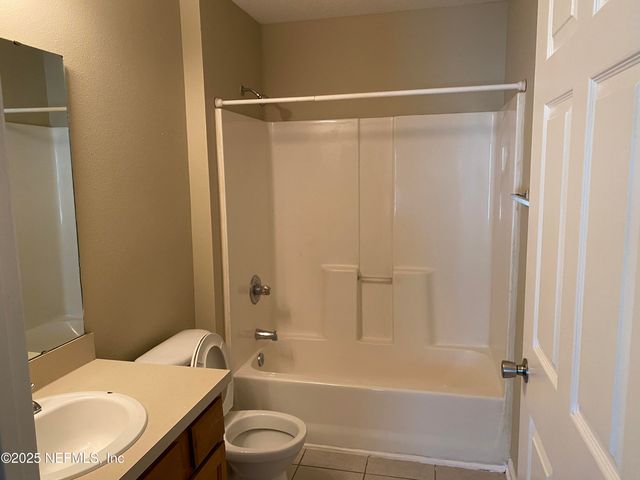6100 MAGGIES Circle, 110, Jacksonville, FL 32244