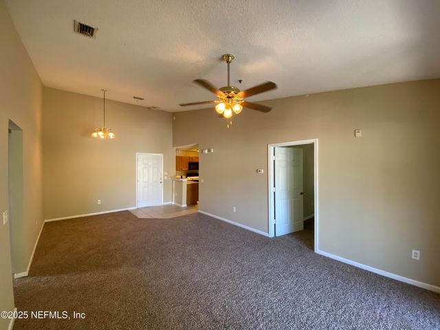 6100 MAGGIES Circle, 110, Jacksonville, FL 32244