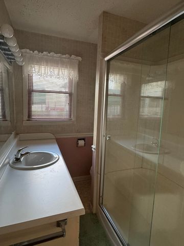 205 Oak Street, Russell Springs, KY 42642