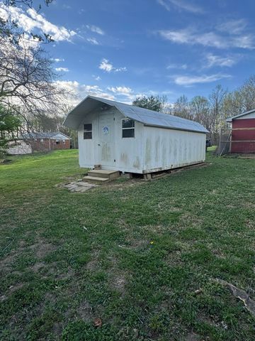 205 Oak Street, Russell Springs, KY 42642