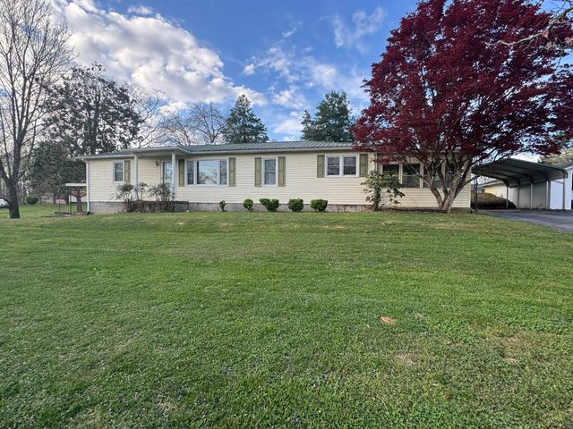 205 Oak Street, Russell Springs, KY 42642