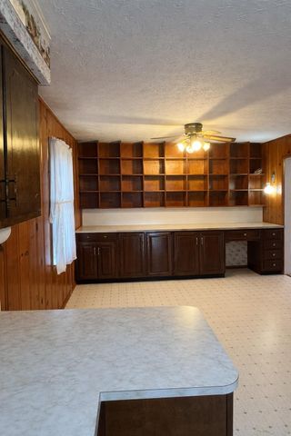 205 Oak Street, Russell Springs, KY 42642