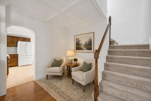 35 Chase Avenue, White Plains, NY 10606