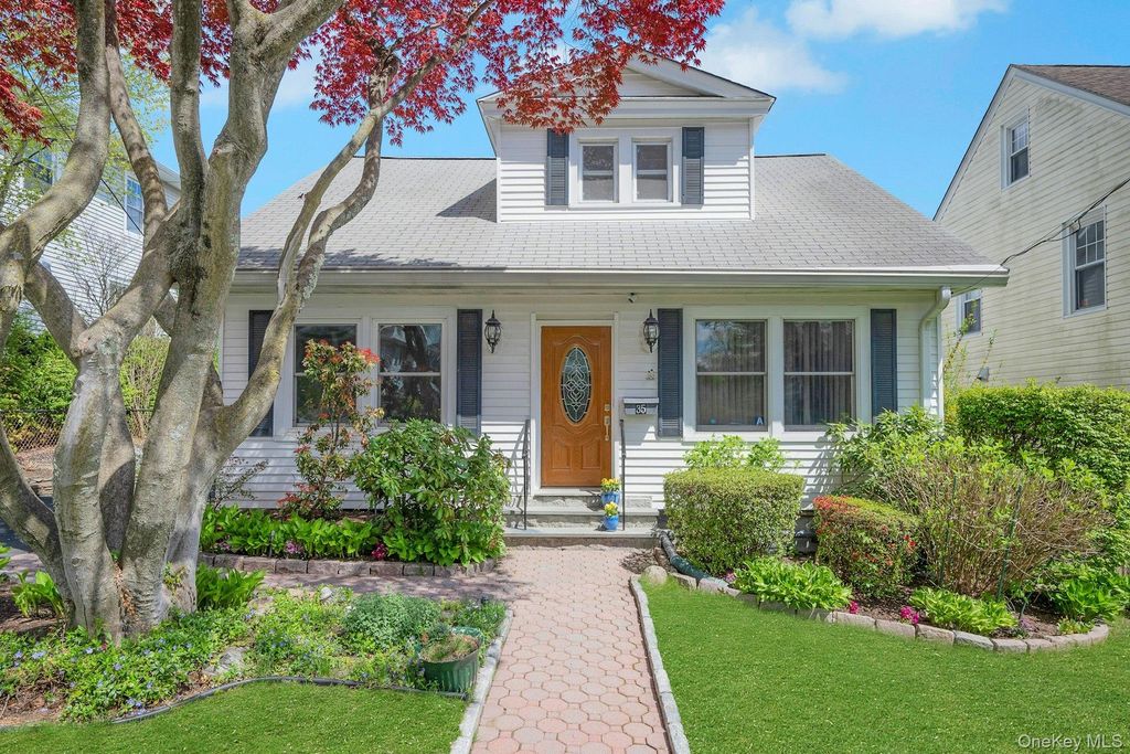 35 Chase Avenue, White Plains, NY 10606