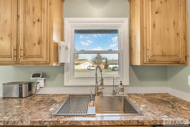 842 Claire View Lane, Idaho Falls, ID 83402