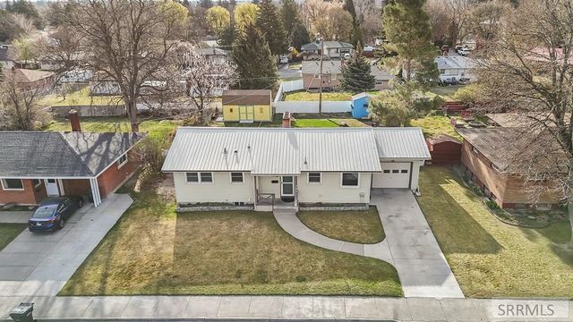 842 Claire View Lane, Idaho Falls, ID 83402