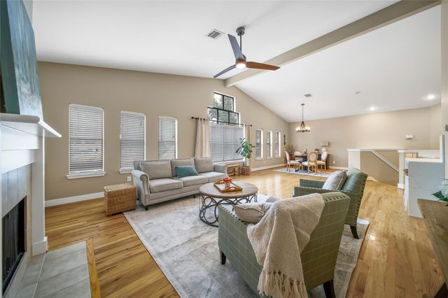 5022 Darling Street, Houston, TX 77007