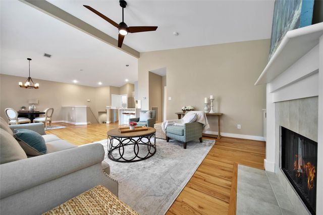5022 Darling Street, Houston, TX 77007