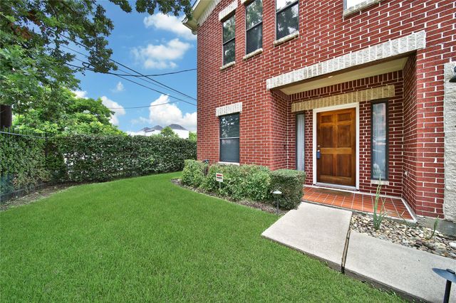 5022 Darling Street, Houston, TX 77007