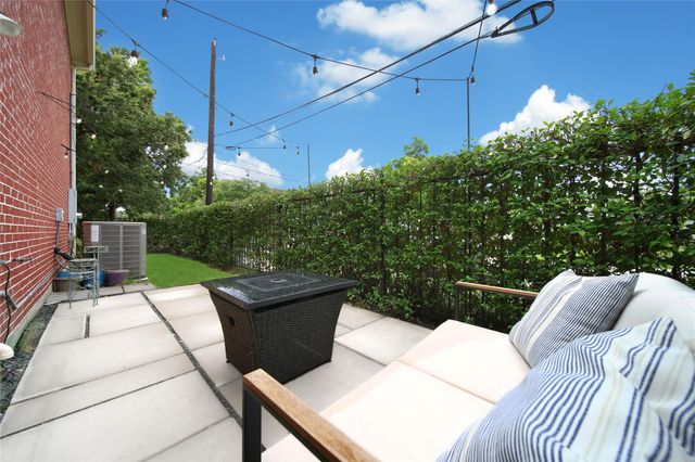 5022 Darling Street, Houston, TX 77007