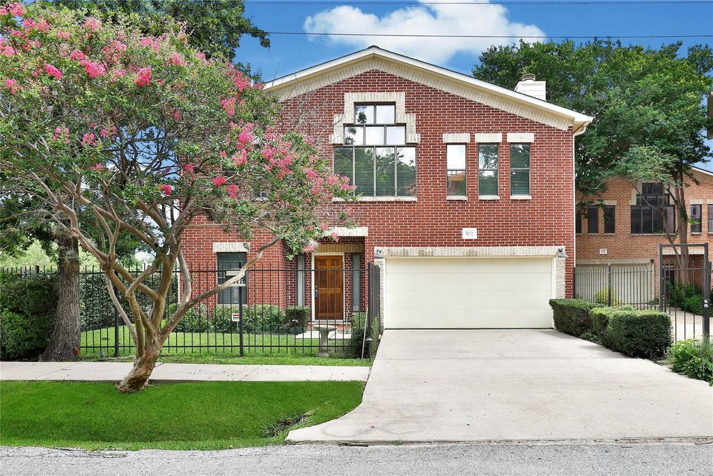 5022 Darling Street, Houston, TX 77007